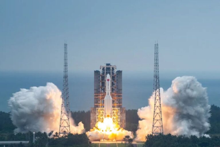 CZ5B-Y4-Mengtian-launch-31oct2022-Ourspace.jpg