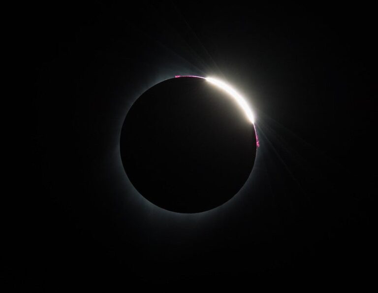 2017-total-solar-eclipse.jpg