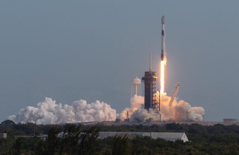 20250108_Starlink_12-11_liftoff.jpeg