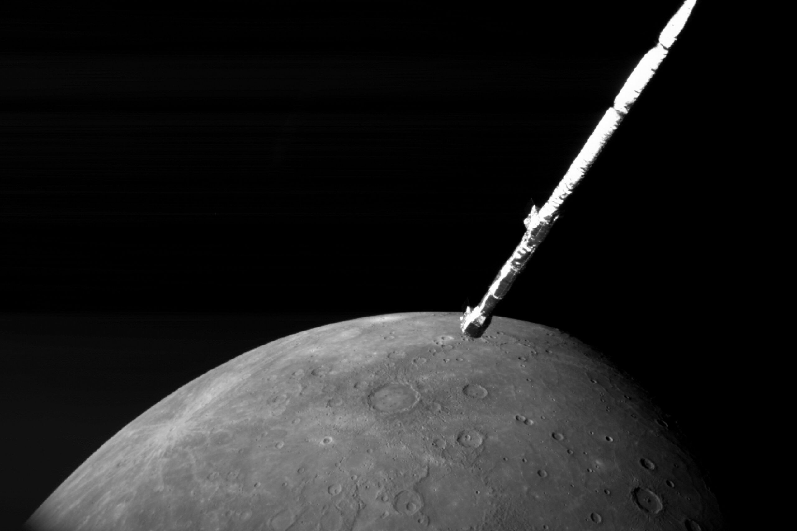Lava_and_debris_brighten_Mercury_s_surface_crop.jpg