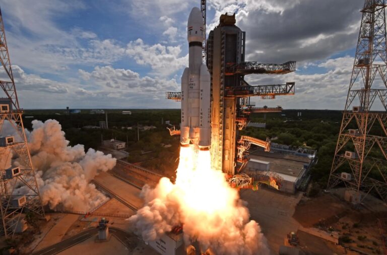 chandrayaan-3-launch-isro-14july2023-1.jpg