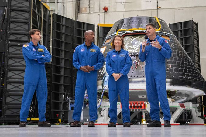 20230808-Orion_Crew2_SFN.jpg