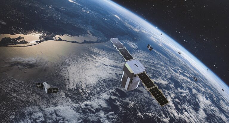 Artist_impression_of_Spire_satellite_constellation.jpg