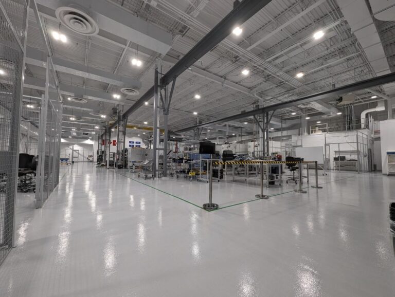 MDA_Satellite_High_Volume_Satellite_Montreal_Expansion_-_Production.jpg
