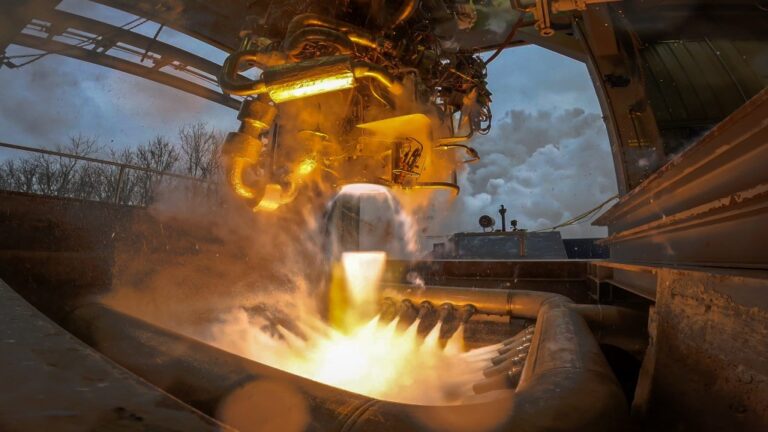 Sierra-Space-Completes-Test-Campaign-on-Next-Generation-Vortex-35000-lbf-Fuel-Rich-LOX-LH2-Engine.jpg-scaled.jpeg