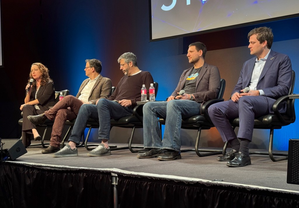 smallsatsymp25-capitalpanel.jpeg