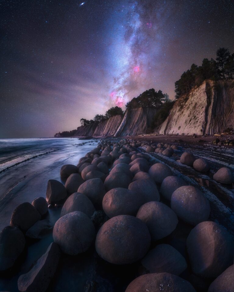 Bowling_ball_beach_NMW_ES-scaled.jpg