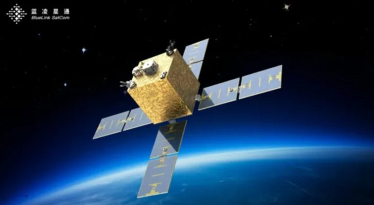 bluelink-satcom-satellite-render.jpg