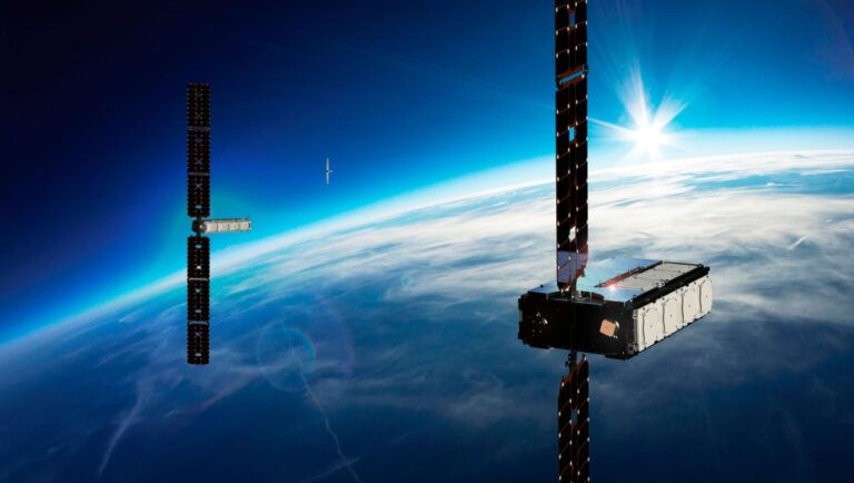 GomSpace_8U_constellation-scaled.jpg