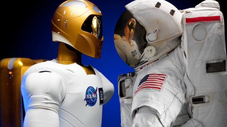 robonaut-and-astronaut.jpg