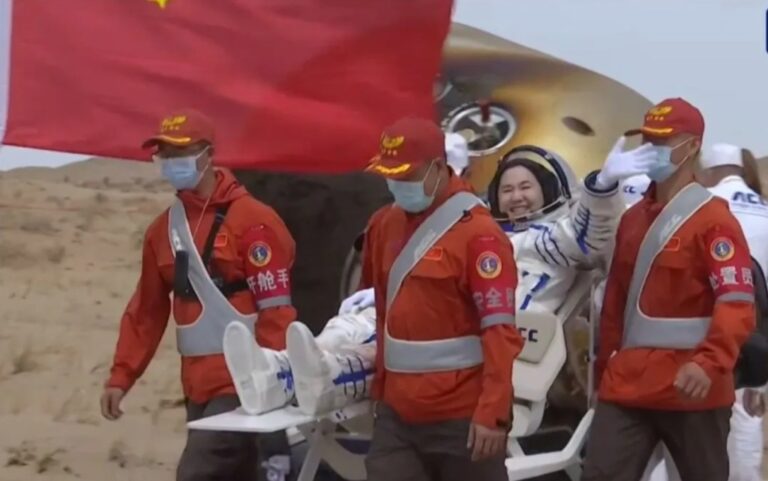 shenzhou19-wang-haoze-post-landing-30april2025-CMSEO.jpg