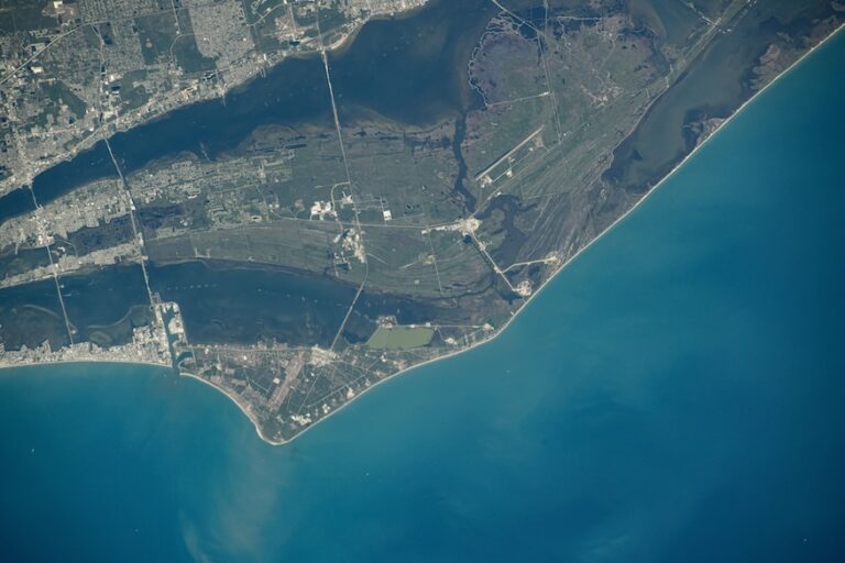 20250529_Cape_Canaveral_space_station.jpg