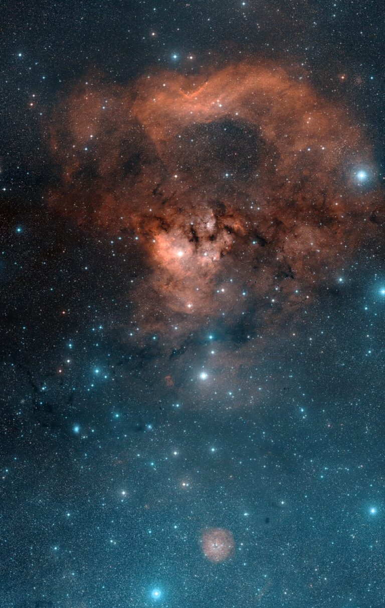 Cederblad_214_and_NGC_7822_Nebulae_-_Davidedemartin_6.jpg