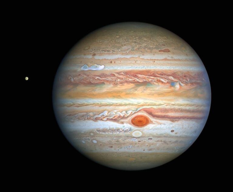 Hubble-Jupiter-Europa.jpg