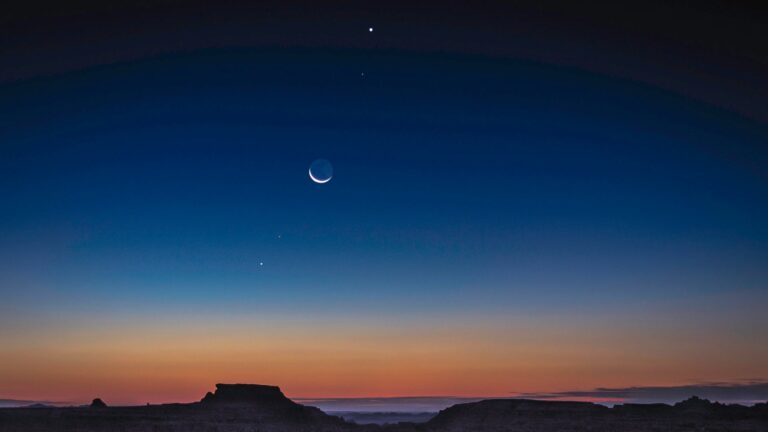 Moon-Venus-Greg-Alliss-1.jpg