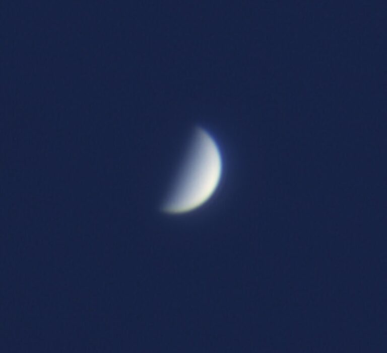 Venus-Dichotomy.jpg