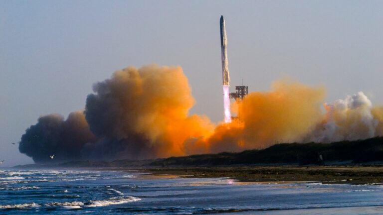 starship-ift8-launchcoast.jpeg