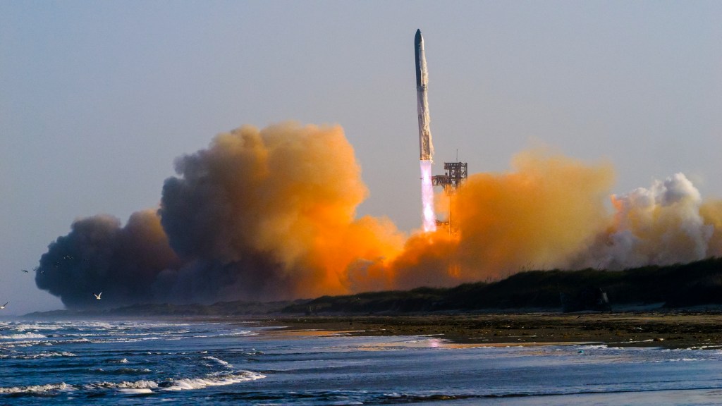 Starship IFT-8 launch