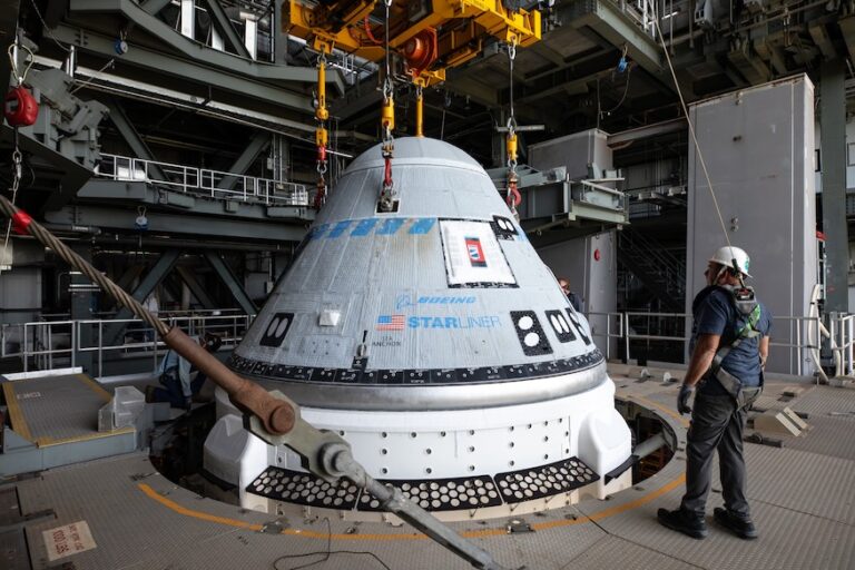 20250606_Starliner_stacking.jpeg