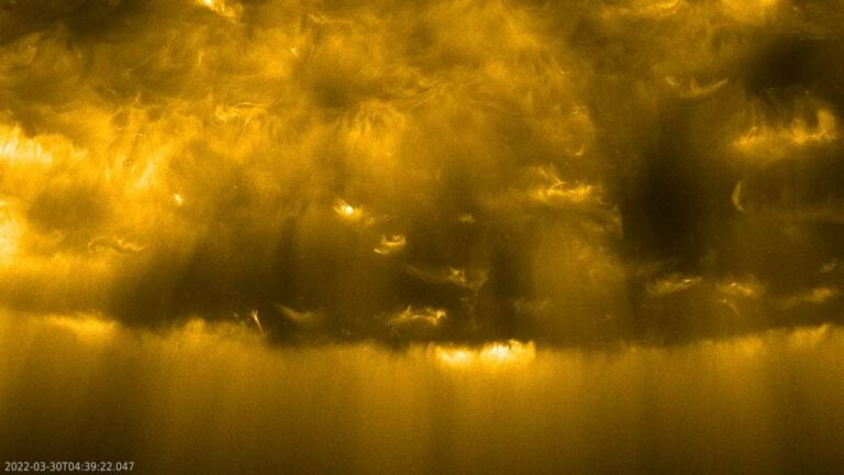 Solar_Orbiter_Suns_Poles_20250612_203321.jpg