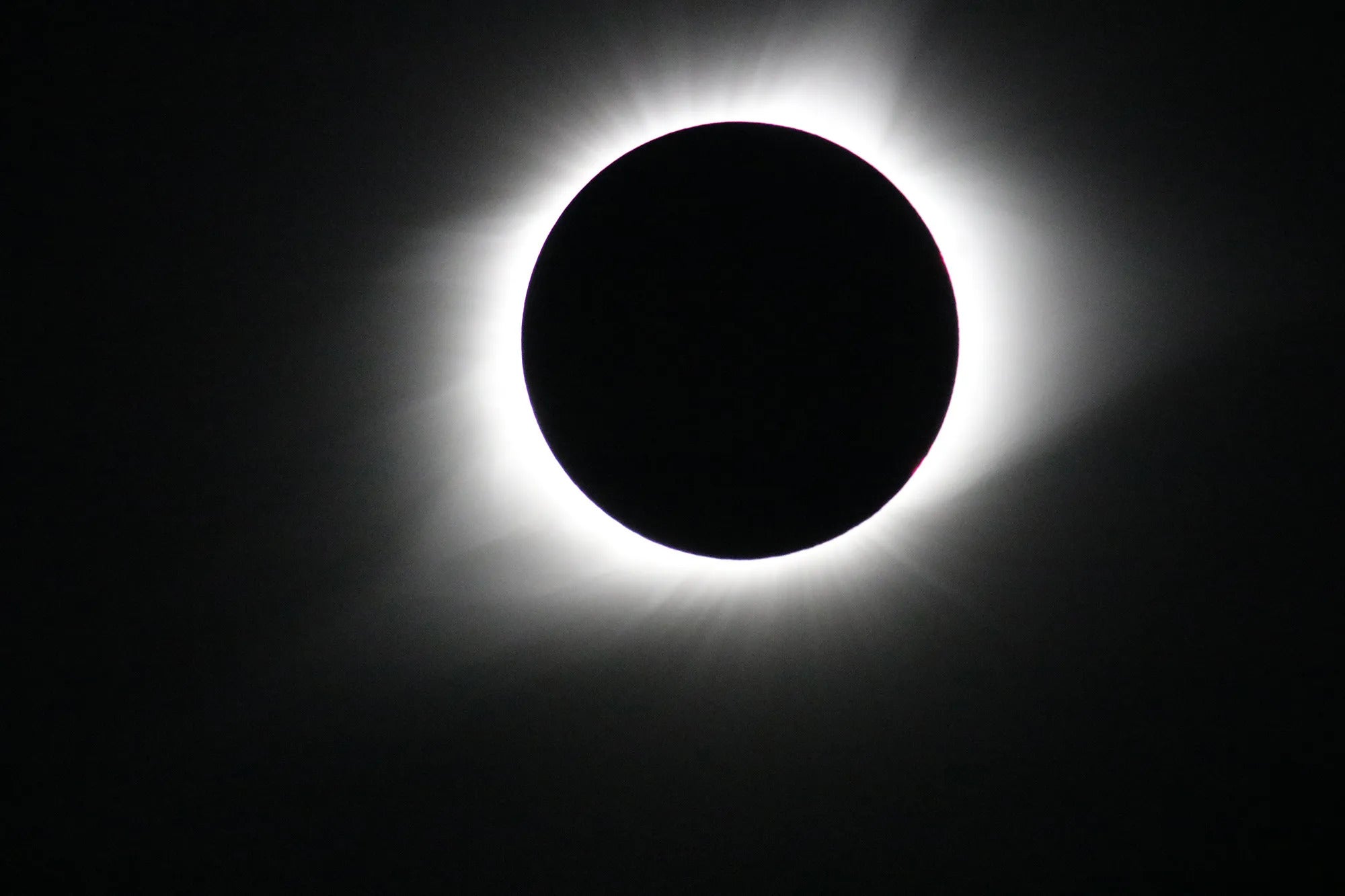 eclipse_1.jpg