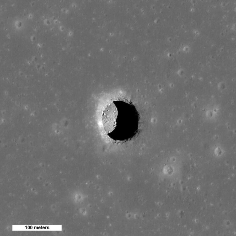 Mare_Tranquillitatis_pit_crater_20250730_005342.jpg