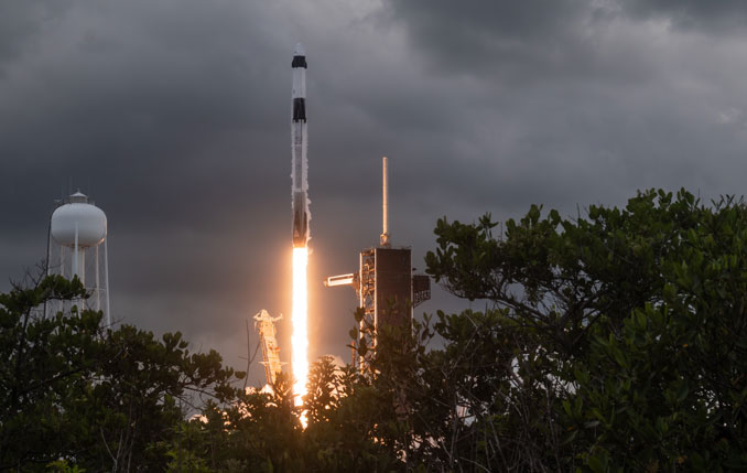 20250801-Crew-11-Adam-LAUNCH_REMOTE.jpg