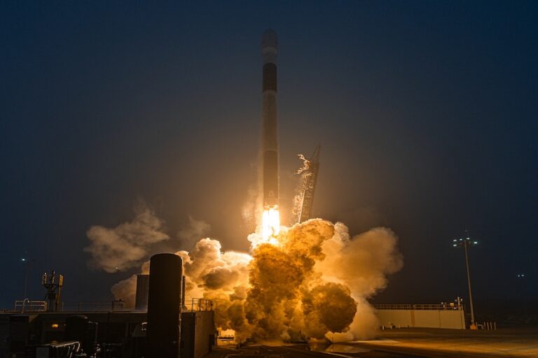 20250818_FLA006_launch.jpeg