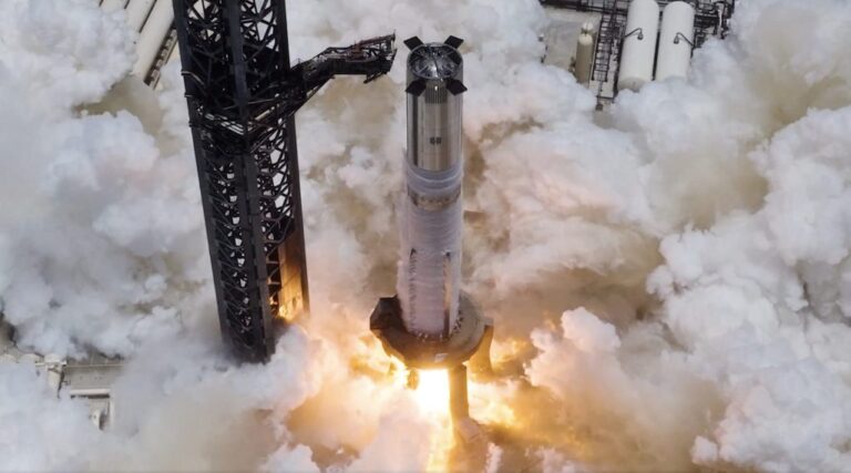 Starship-fire-scaled.jpg