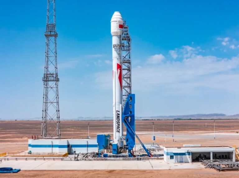Zhuque2E-jiuquan-Landspace-1.jpg