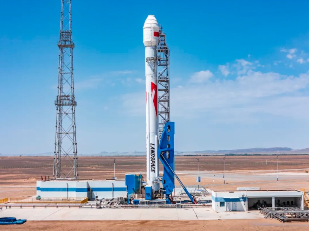 Zhuque2E-jiuquan-Landspace-1.jpg