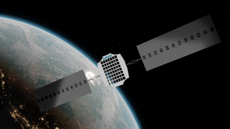 Apex_Comet_DeployedInSpace.jpg