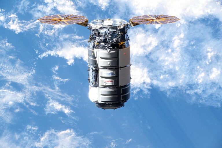 iss071e416851large.jpg