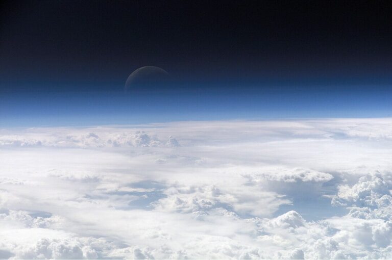 1084px-Top_of_Atmosphere_20251013_201952.jpg