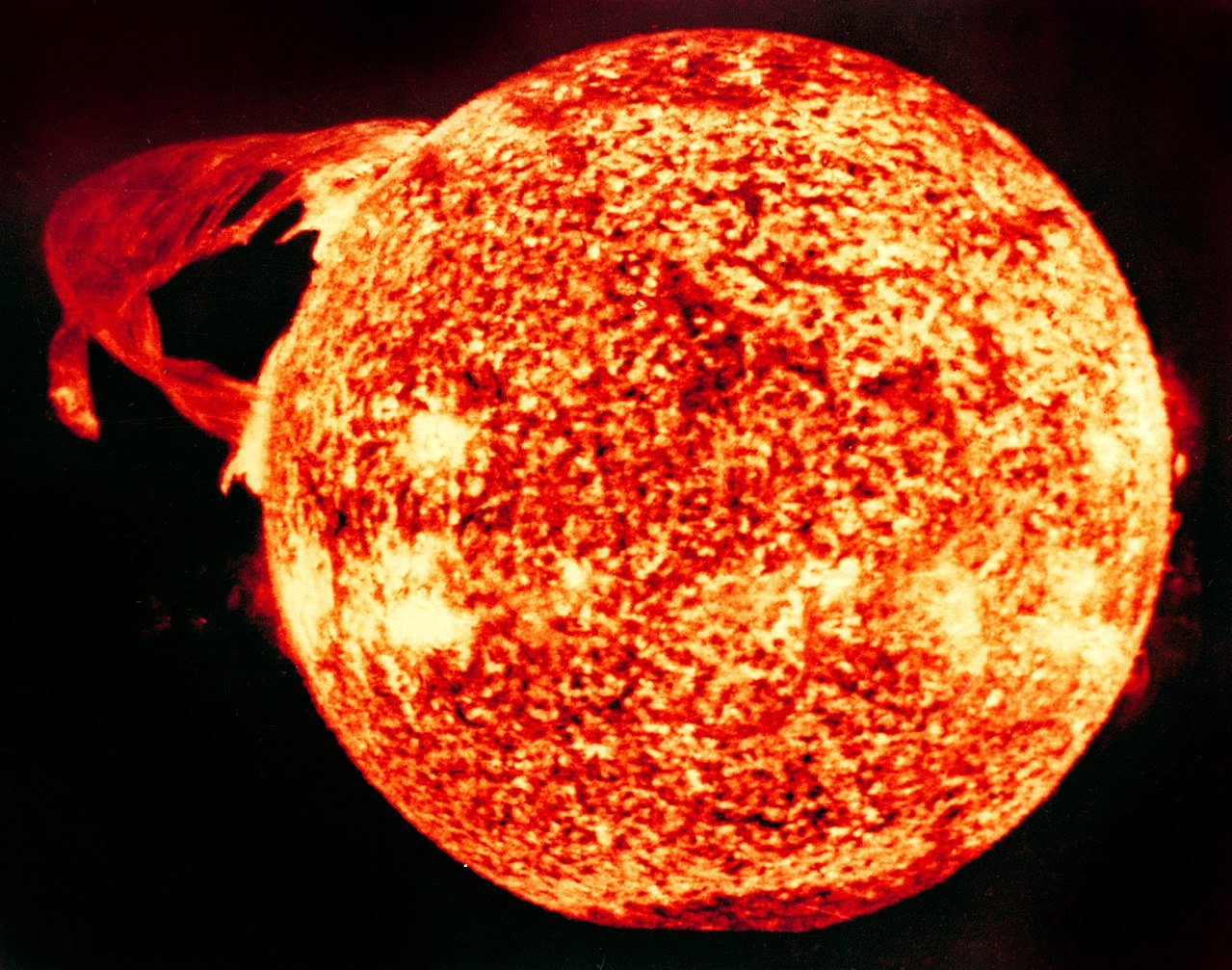 1280px-Skylab_Solar_flare_20251029_104638.jpg