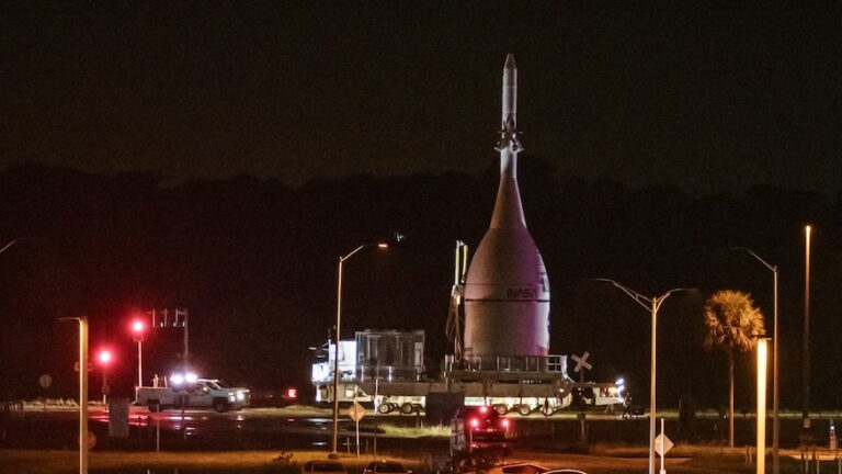 20251016-Artemis-II-Orion-Roll-to-VAB.jpeg