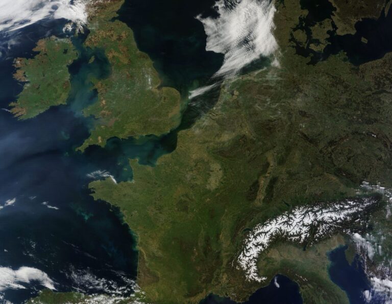 Europe.A2015111.1050.250m-scaled.jpg