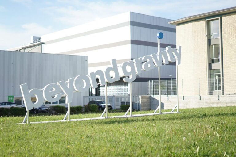 Foto-1-Beyond-Gravity-Headquarter-Zurich-scaled.jpg