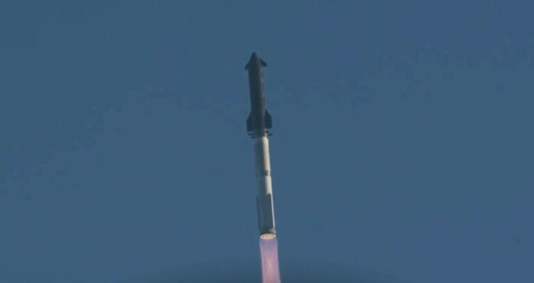 flt11-liftoff.jpeg