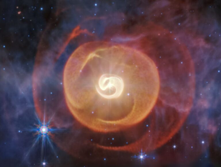 STScI-01K34EC16CKMDAPB54D4SWQ79V_20251120_205510.jpg