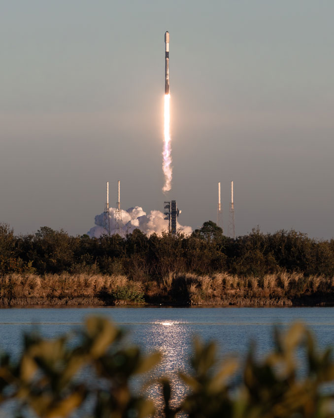 20251211-Starlink-6-92-launch-vertical.jpg