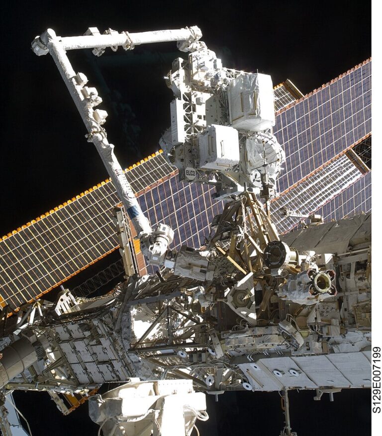 960px-ELC-2_on_the_SSRMS_prior_to_its_placement_on_the_S3_Truss_20251205_095416.jpg