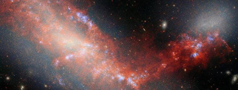 Webb_observes_a_dance_of_dwarf_galaxies_20251202_205207.jpg