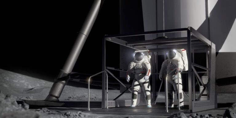 art3-landing-astronauts.jpeg