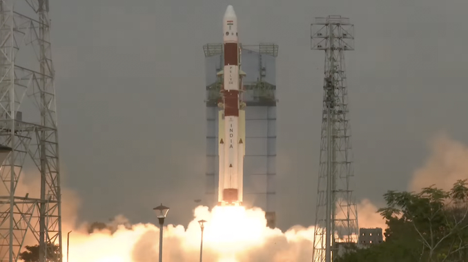 20260112_PSLV-62_liftoff.jpg