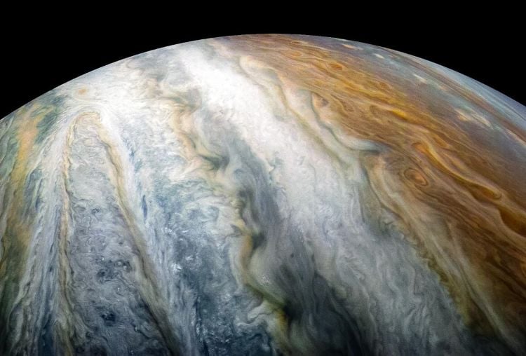 ezgif-jupiter_clouds_750_20260129_040438.jpg