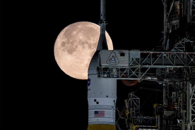 20260201_moonrise1.jpeg