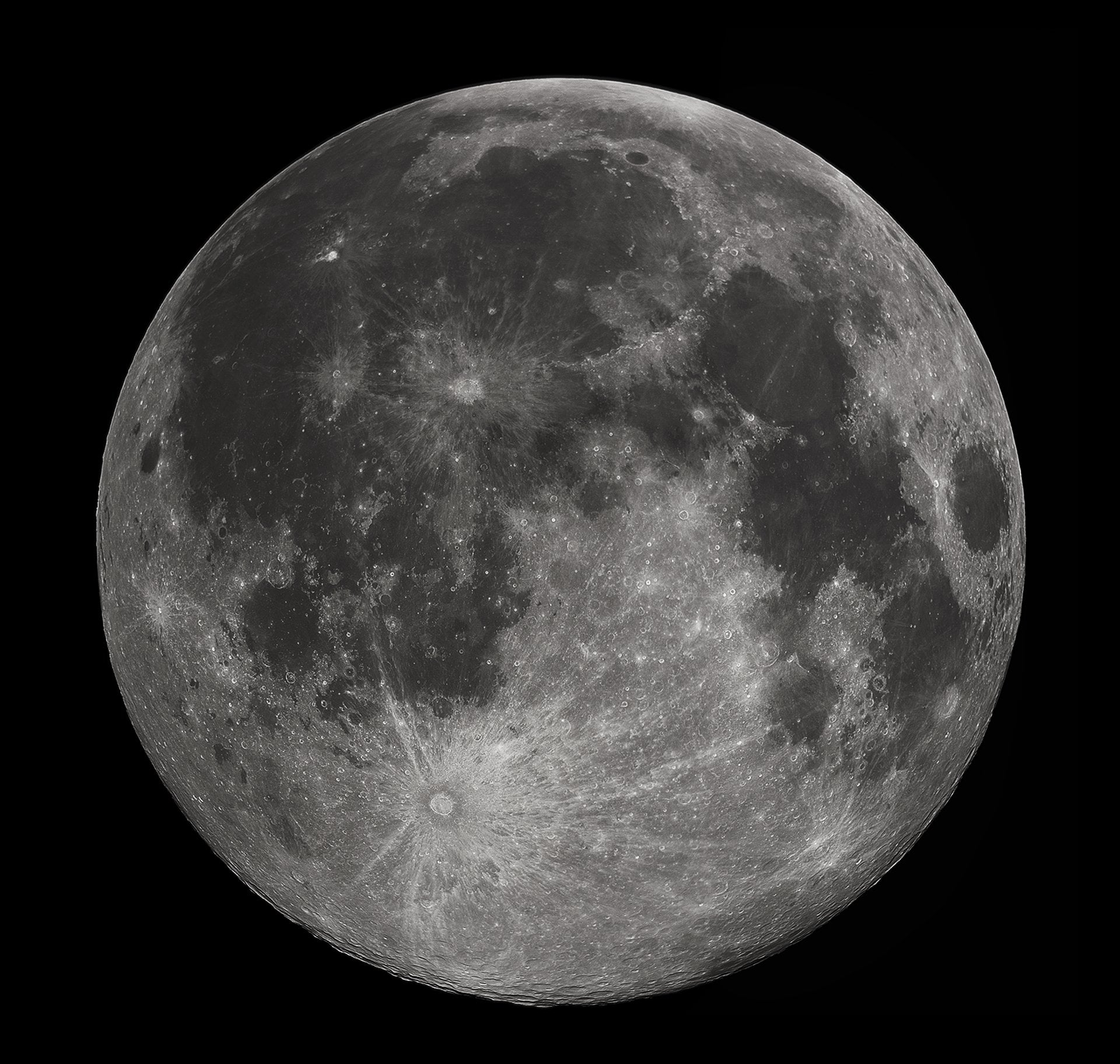 Full Moon photograph taken 10-22-2010 from Madison, Alabama, USA. Photographed with a Celestron 9.25 Schmidt-Cassegrain telescope. Acquired with a Canon EOS Rebel T1i (EOS 500D), 20 images stacked to reduce noise. 200 ISO 1/640 sec (Credit : Gregory H. Revera)