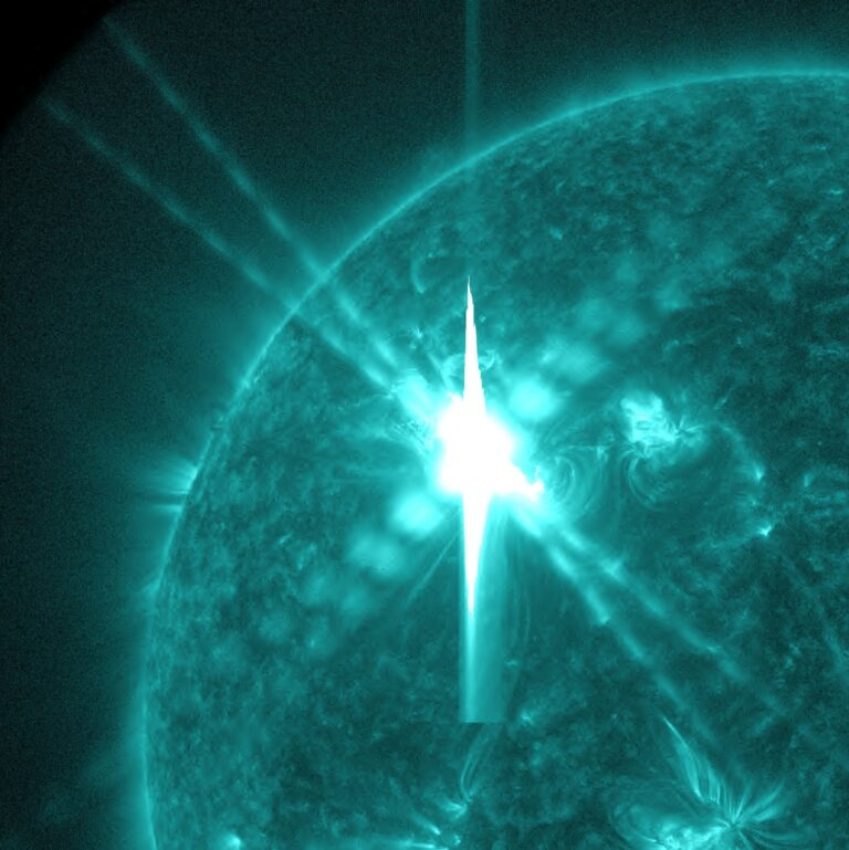 X_Class_Solar_Flare_Sends_Shockwaves_on_The_Sun_6819094556_20260302_093605.jpg