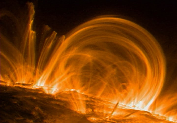 coronal_loops_trace_6nov1999_720x500_20260329_230813.jpg